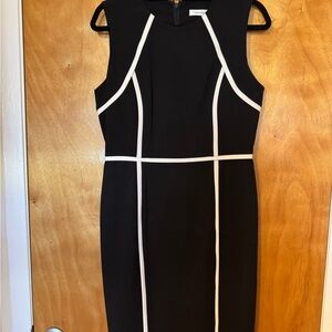 Calvin Klein Black Midi Dress w/ White Piping Size 8 | Workwear